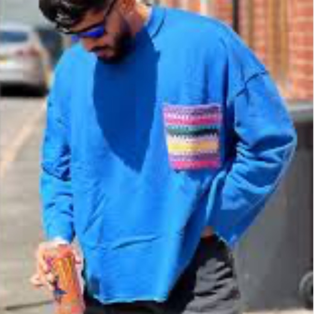 Zara Sweatshirt with Crochet Pocket - Picture 3 of 10